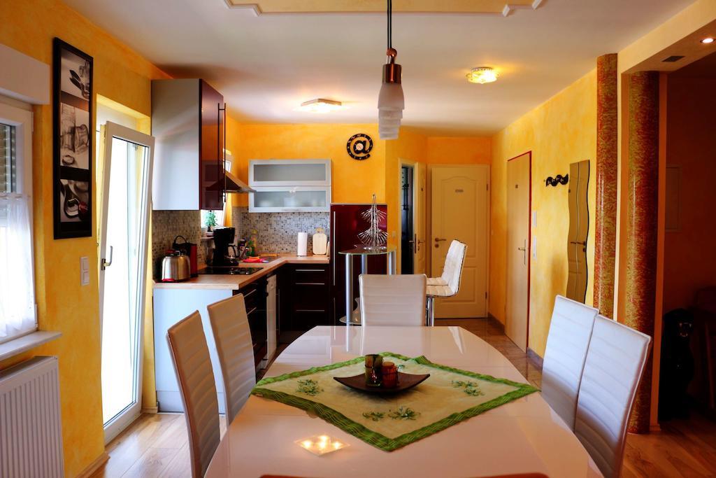 Apartment Euro As Kappel-Grafenhausen Quarto foto